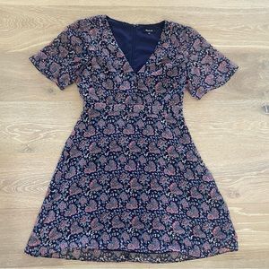 Madewell flutter sleeve v-neck floral print dress